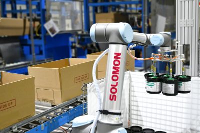 所羅門新聞:台灣物流業者導入AI機器人 所羅門 3D